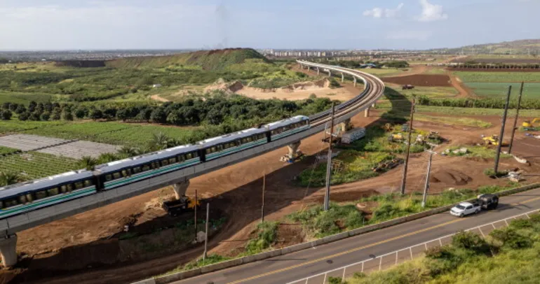 Japonya’da tren işçilere çarptı: 4 ölü