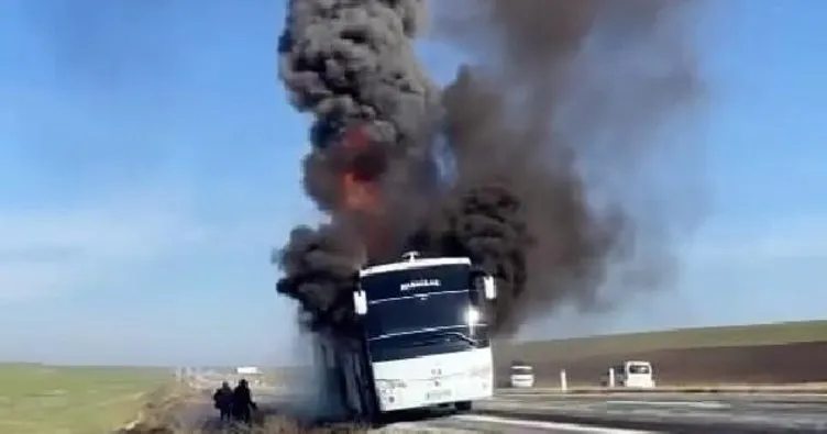 Yer Diyarbakır: Yolcu otobüsü seyir halindeyken alev aldı!