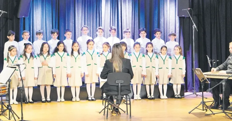 Türk müziği ilkokul sıralarına iniyor