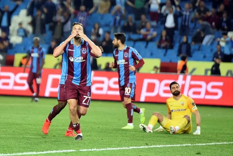 Erman Toroğlu, Trabzonspor, Yusuf Yazıcı ve Abdülkadir Ömür’ü yorumladı
