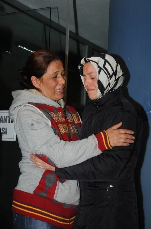 25 yıl sonra kucaklaşma