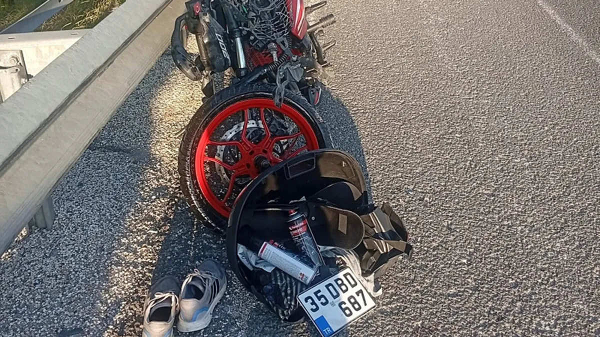 Uşak’ta feci kaza! Motosiklet kamyona arkadan çarptı: 1 ölü Uşak’ta feci kaza! Motosiklet kamyona arkadan çarptı: 1 ölü