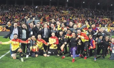 Taraftar yuvaya döndü