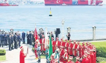 Türkiye’nin gururu Boğaz’dan geçti #istanbul