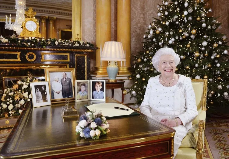 Kraliyet ailesinde neler oluyor? Kraliçenin odasında bir tek onların fotoğrafı yok