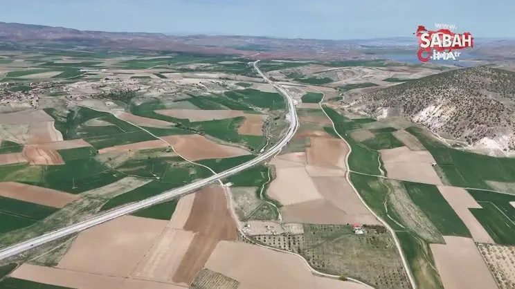 Kırıkkale'de çiftçiler modern sistemlerle sulama yapıyor | Video