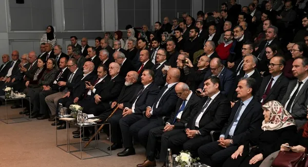 ituden-prof-dr-nevzat-kora-ustun-hizmet-odulu-verildi-1674832993158.jpeg