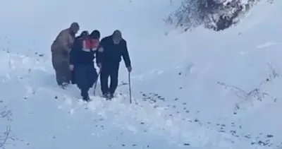 Bağ evinde mahsur kalan yaşlı çifti jandarma kurtardı #kirikkale