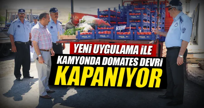 Kamyonda domates devri bitiyor