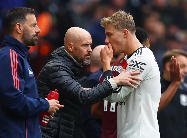 SON DAKİKA HABERLERİ: Fenerbahçe maçı öncesi yeni hoca geliyor! Manchester United’da olay değişim: Erik Ten Hag’ın yerine efsane isim…