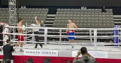 WBC Boks Şampiyonluk gecesi galibi polis memuru milli sporcu Ilgar Çelik oldu