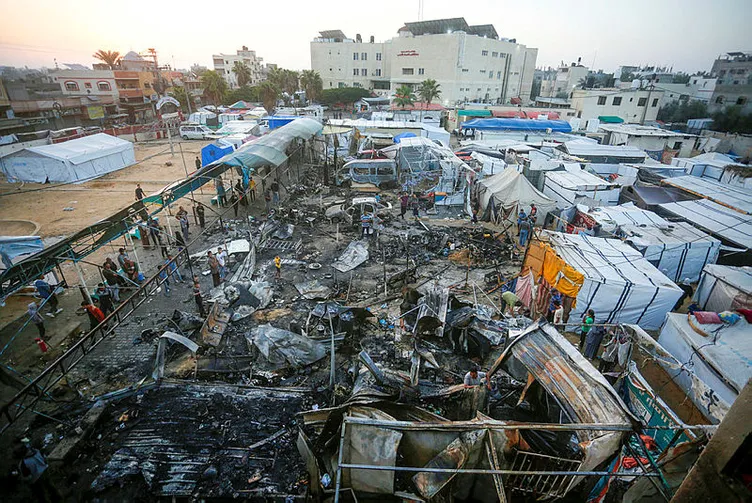 Siyonist İsrail’in hedefi siviller! Top oynayan çocukları katlettiler: 24 saatte 42 ölü 201 yaralı