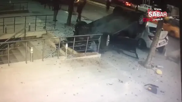 İstanbul Üsküdar'da takla atan araç kaldırıma düştü, yayalar son anda kurtuldu