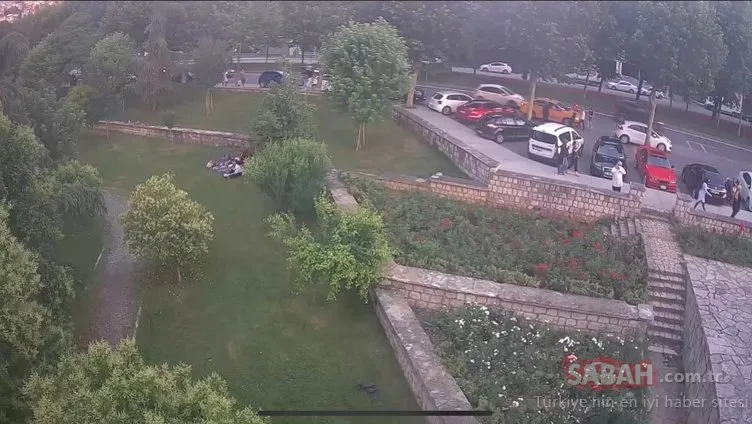 İstanbul’da parkta çocuğa hırsızlık yaptıran aile görünümlü çete kamerada