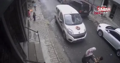 İstanbul Sultangazi’de aracın sokakta koşan çocuğa çarpma anı kamerada | Video