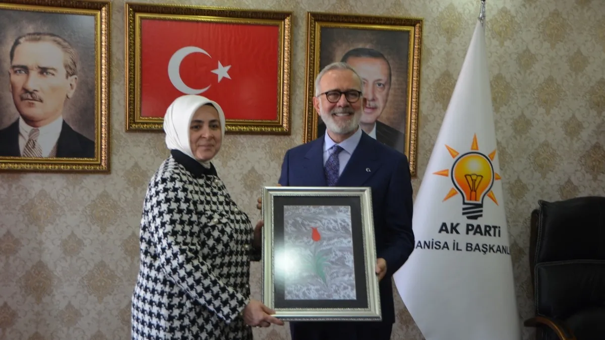 AK Parti Grup Başkanvekili Bahadır Yenişehirlioğlu: Türkiye her zaman barıştan yana AK Parti Grup Başkanvekili Bahadır Yenişehirlioğlu: Türkiye her zaman barıştan yana