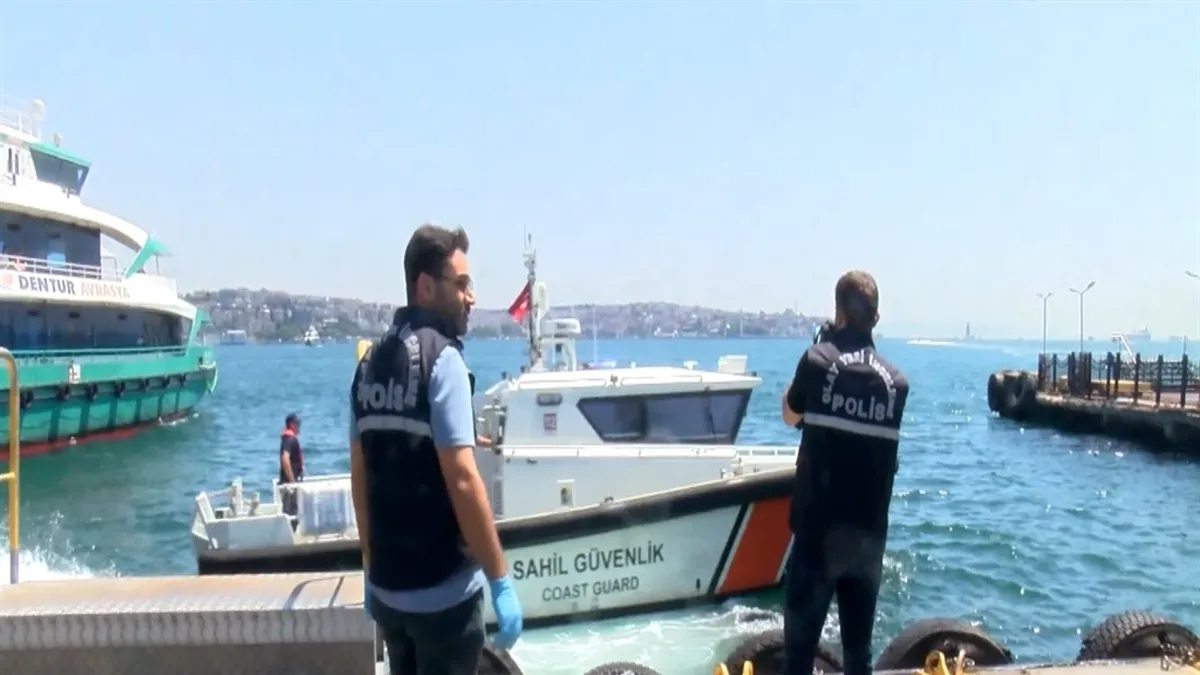 Beşiktaş'ta şüpheli olay: Denizde kadın cesedi bulundu! Beşiktaş'ta şüpheli olay: Denizde kadın cesedi bulundu!