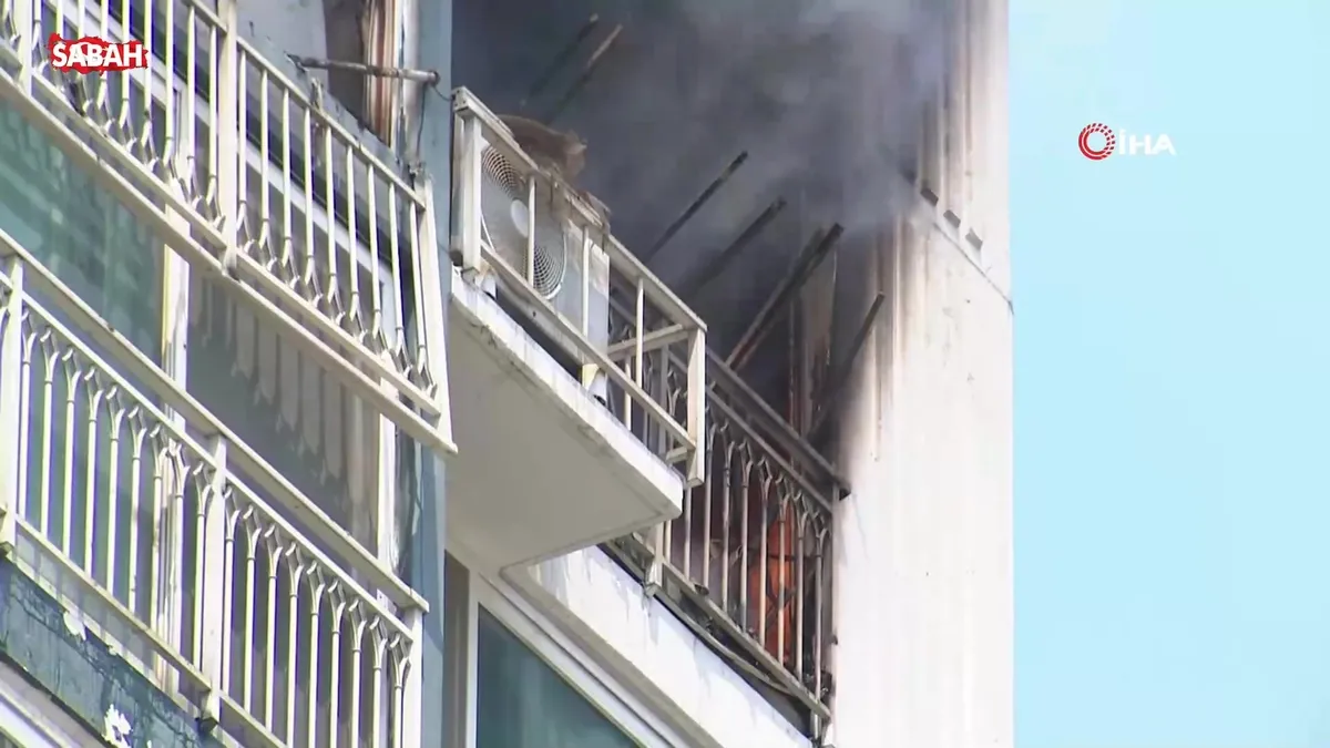 Güney Kore’de apartman yangını: 2 ölü, 6 yaralı | Video videosunu izle Güney Kore’de apartman yangını: 2 ölü, 6 yaralı | Video videosunu izle