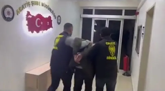 bingoldeki-silahli-saldirilara-iliskin-2-kisi-tutuklandi-1766510328545.jpeg