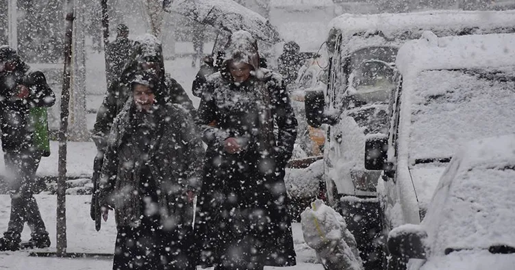 Nisan ayında kar alarmı! Meteoroloji’den İstanbul ve Ankara için uyarılar peş peşe geldi