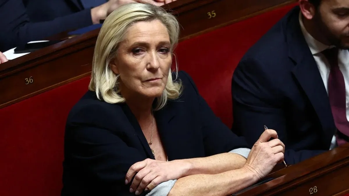 Fransa'da Le Pen davasında yeni gelişme: Sosyal medya paylaşımına gözaltı kararı