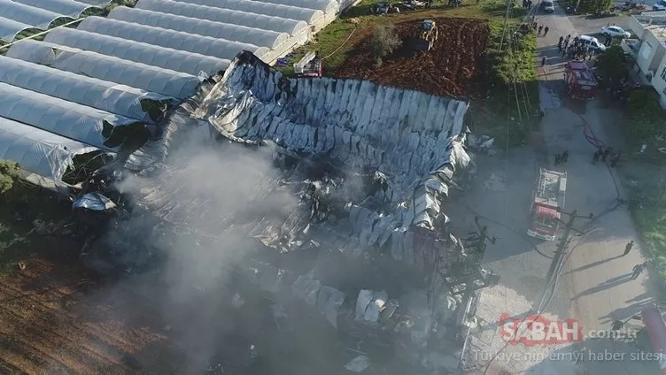 Antalya’da bidon üretim fabrikası yandı
