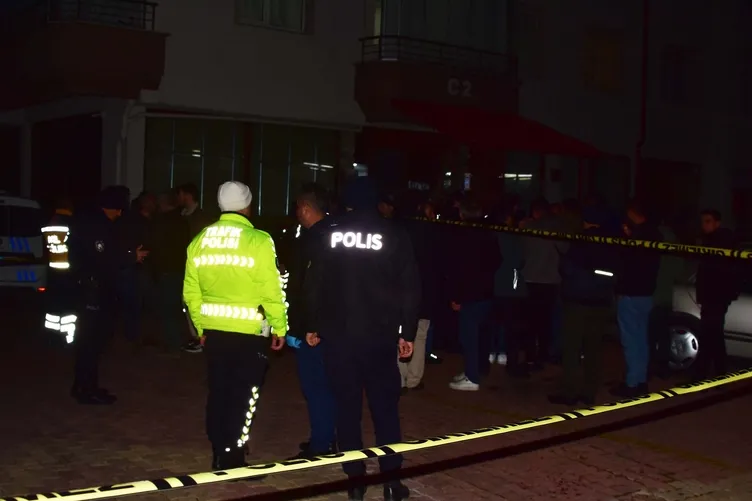 SON DAKİKA | Katliamı önceden planlamış! Katil evladın cebinden çıkanlar şoke etti