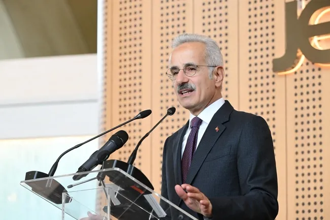jetex-iga-genel-havacilik-terminali-acildi-bakan-uraloglu-turkiyenin-marka-degerine-katki-saglayacak-1777970112383.jpeg