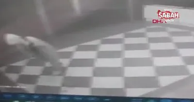 Aksaray’da kadın simitçiye sopalı saldırı kamerada | Video
