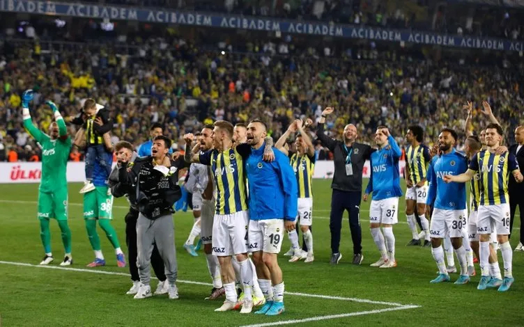 Son dakika: Fenerbahçe’de 8 ismin bileti kesildi! Ali Koç yeni hocayı beklemeyecek