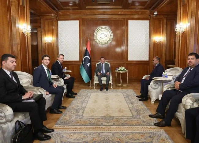bakan-bayraktar-libya-basbakani-ile-gorustu-1762960290280.jpg (1440×1034)