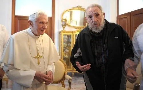 Tarihi Fidel Castro-Papa buluşması