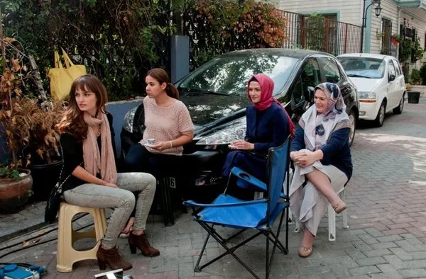Huzur Sokağı'nın setinden fotoğraflar