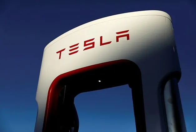 TESLA'NIN ETKİNLİĞİ YENİDEN ERTELENDİ