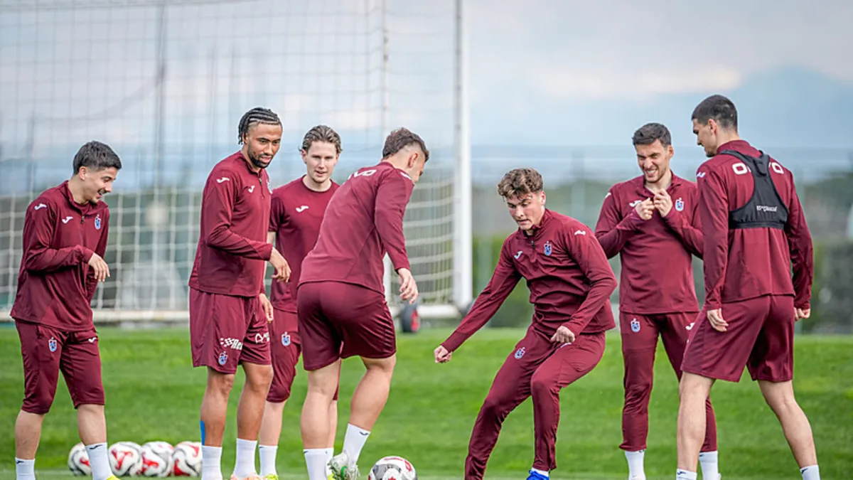 Trabzonspor, 60 puanın 23'ünü İstanbul takımlarından aldı