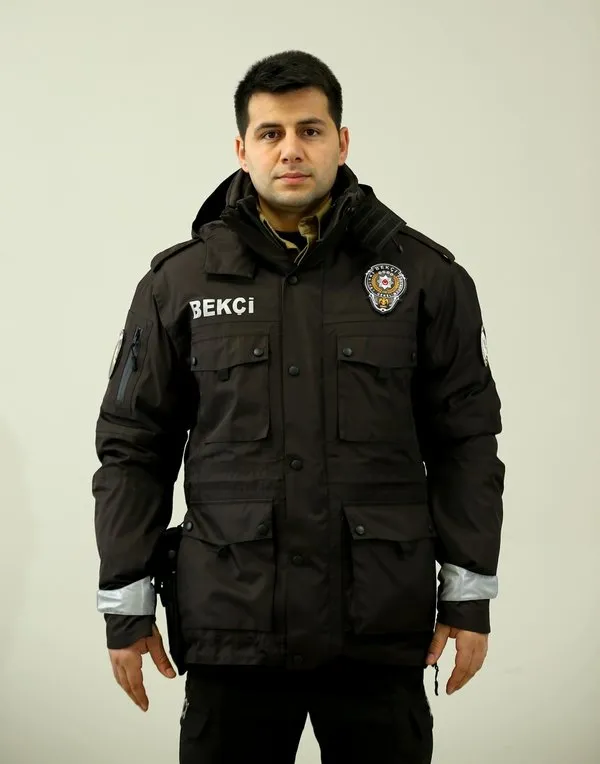 Emniyette yeni üniforma dönemi