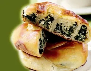 Ispanaklı Gül Böreği