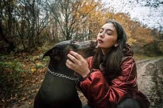 8 aylık hamile Neslihan Atagül can dostunu kaybetti!
