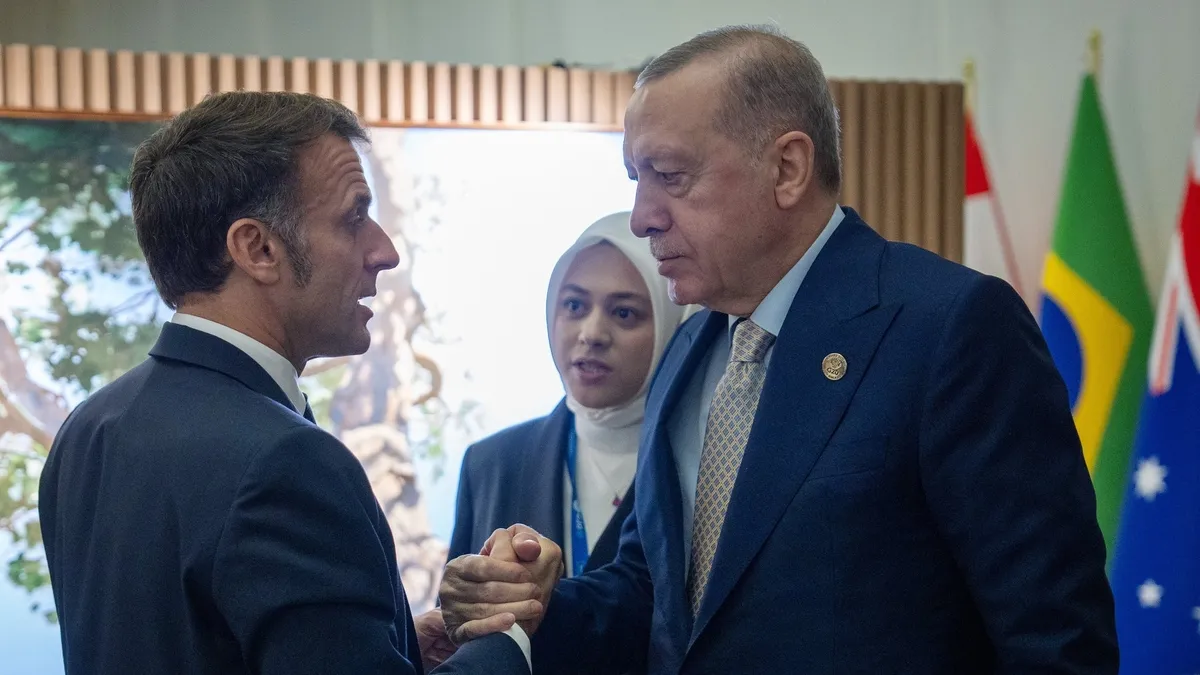 Başkan Erdoğan, Fransa Cumhurbaşkanı Macron ile görüştü
