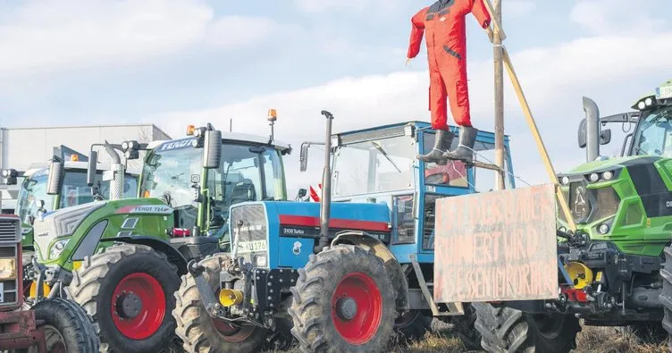 Çiftçilerden dev protesto