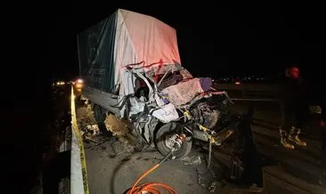 Gaziantep’te feci kaza! Kamyonet kamyona arkadan çarptı: 1 ölü, 1 ağır yaralı 