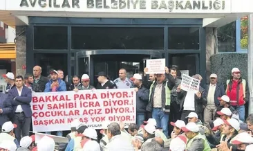 Avcılar Belediyesi önünde maaş isyanı