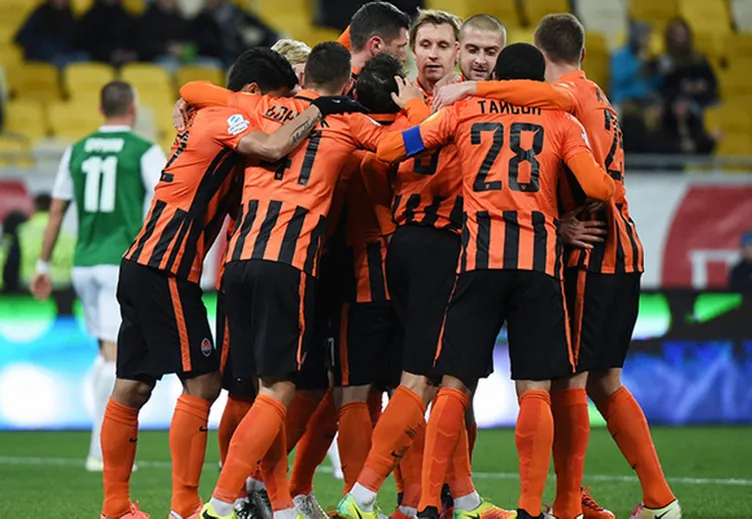 UEFA resmen açıkladı! Galatasaray'dan Fenerbahçe'ye büyük fark