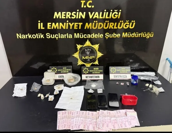 narkotik-polisinin-uyusturucu-operasyonu-5-supheli-tutuklandi-1792786148285.jpg