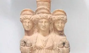 Roma Dönemi’ne ait 3 başlı heykel bulundu