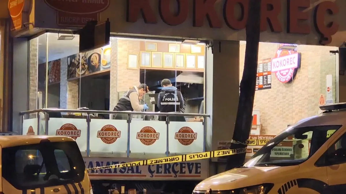 Üsküdar’da ‘çöp’ cinayetinde yeni gelişme: Komşusunu ekmek bıçağıyla öldürmüştü! Üsküdar’da ‘çöp’ cinayetinde yeni gelişme: Komşusunu ekmek bıçağıyla öldürmüştü!