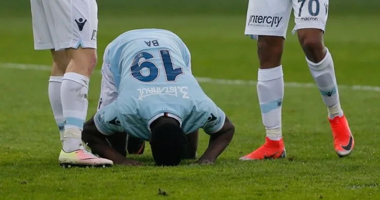 BaÅakÅehir Akhisarspor demba ba ile ilgili gÃ¶rsel sonucu