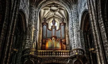 Notre Dame Katedrali’nin devasa orgu 4 yılda temizlenecek