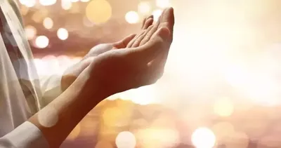 KADİR GECESİ’NDE HANGİ DUALAR OKUNUR? Kadir Gecesi’nde okunması gerek dualar Arapça-Türkçe!