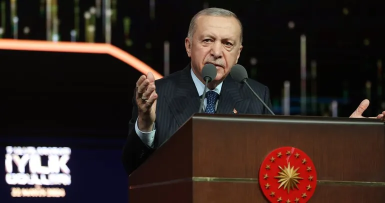 Başkan Recep Tayyip Erdoğan Beşiktaş’ı tebrik etti!